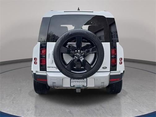 2023 Land Rover Defender 110 SE