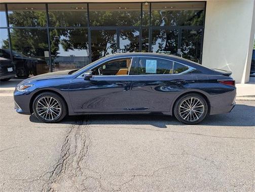 2022 Lexus ES 350 Base
