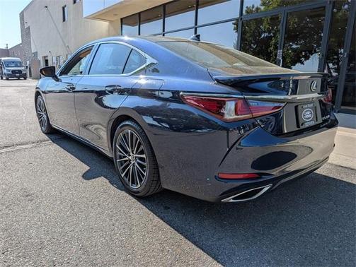2022 Lexus ES 350 Base