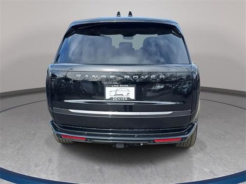 2026 Land Rover Range Rover P400 SE 7 Seat