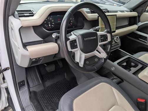 2022 Land Rover Defender 110 X-Dynamic HSE