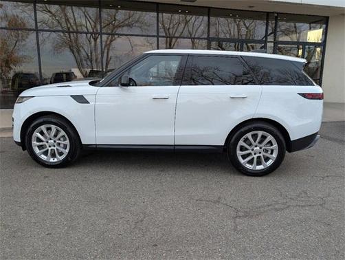 2025 Land Rover Range Rover Sport P360 SE