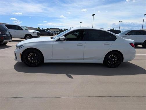 2020 BMW 330 i xDrive