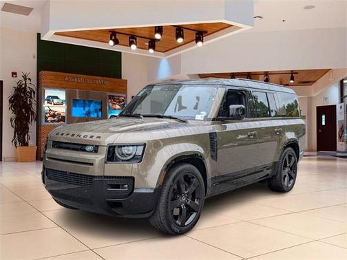 2025 Land Rover Defender P400 X-Dynamic SE