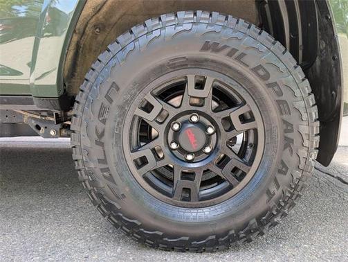 2022 Toyota 4Runner TRD Off Road