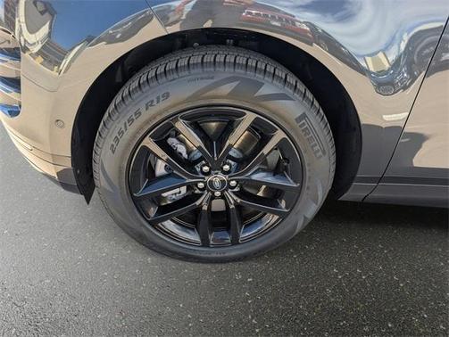 2026 Land Rover Range Rover Evoque Dynamic SE