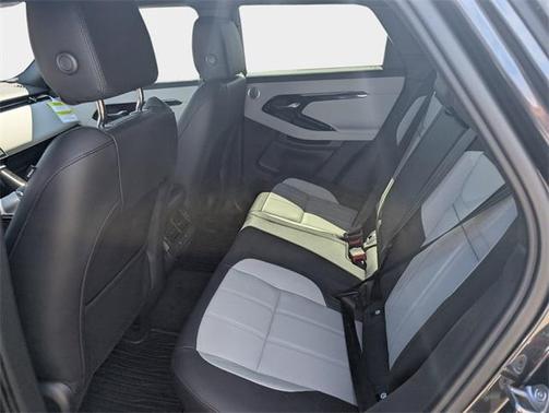 2026 Land Rover Range Rover Evoque Dynamic SE