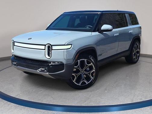 2024 Rivian R1S Adventure