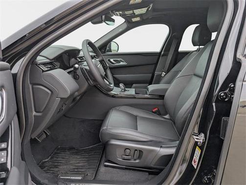 2026 Land Rover Range Rover Velar P250 Dynamic SE