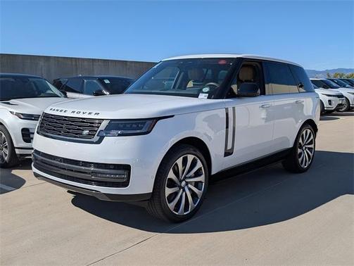 2025 Land Rover Range Rover P530 SE