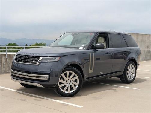 2025 Land Rover Range Rover P400 SE