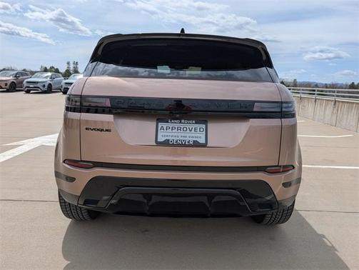 2024 Land Rover Range Rover Evoque Dynamic SE