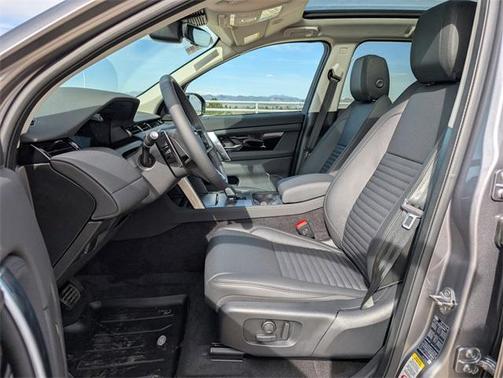 2025 Land Rover Discovery Sport S