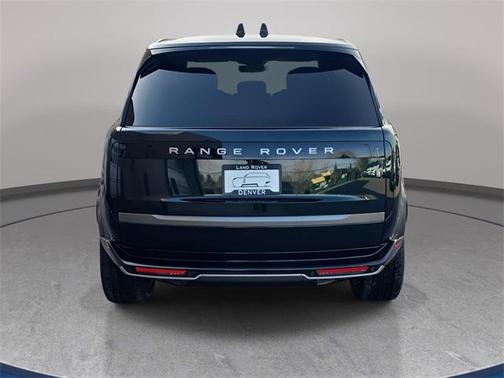 2026 Land Rover Range Rover P530 SE 7 Seat