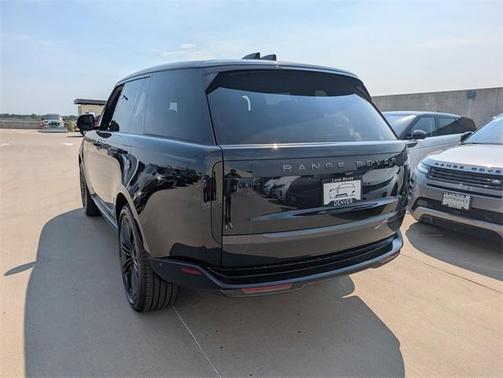 2025 Land Rover Range Rover P400 SE