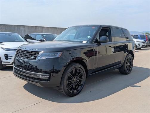 2025 Land Rover Range Rover P400 SE