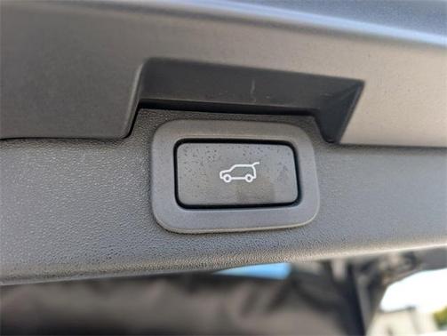 2018 Land Rover Discovery HSE