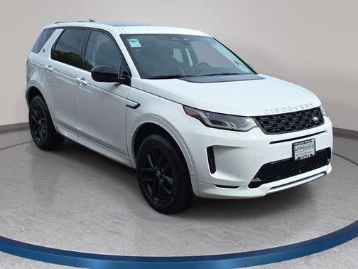 Fuji White 2025 Land Rover Discovery Sport S