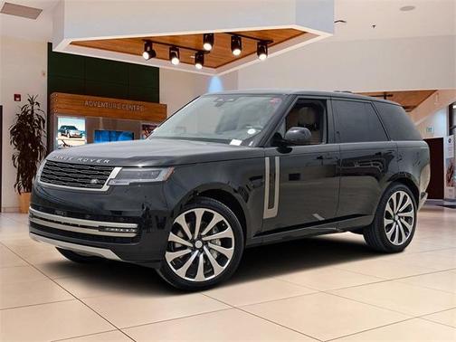 2025 Land Rover Range Rover P530 SE