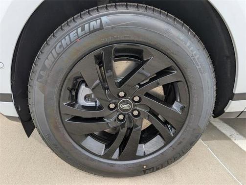 2026 Land Rover Range Rover Evoque Core S