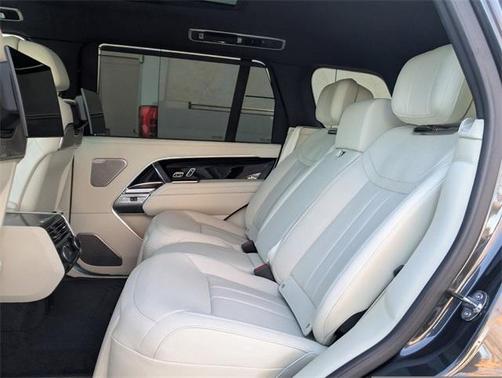 2025 Land Rover Range Rover AUTOBIOGRAPHY