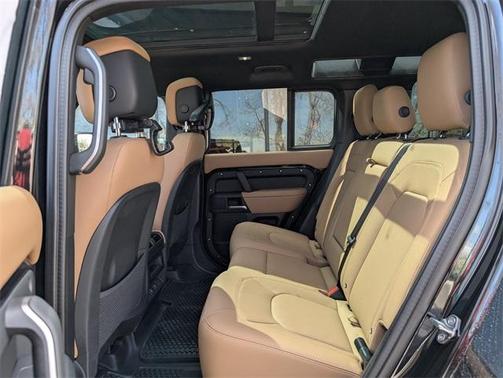 2025 Land Rover Defender P400 S