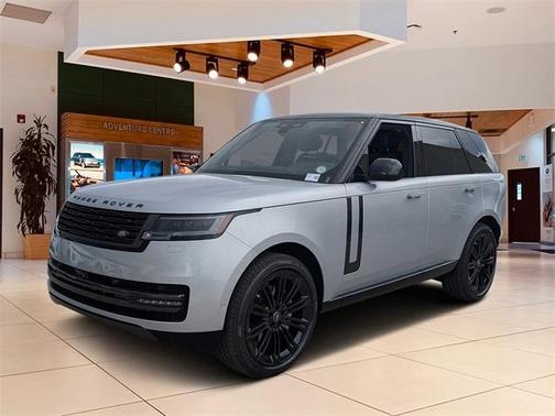 2025 Land Rover Range Rover P400 SE