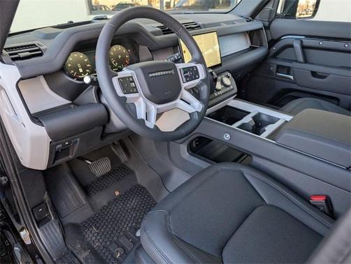 2025 Land Rover Defender P300