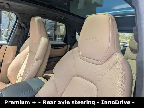2023 Porsche Cayenne Turbo
