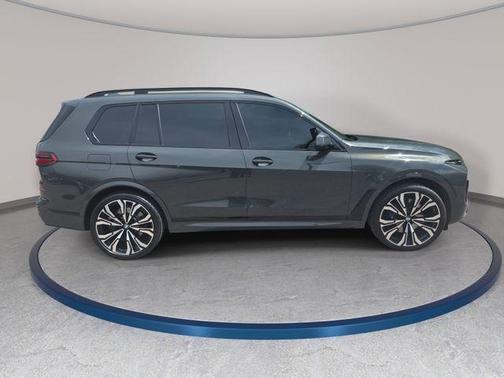 Dravit Gray Metallic 2024 BMW X7 xDrive40i