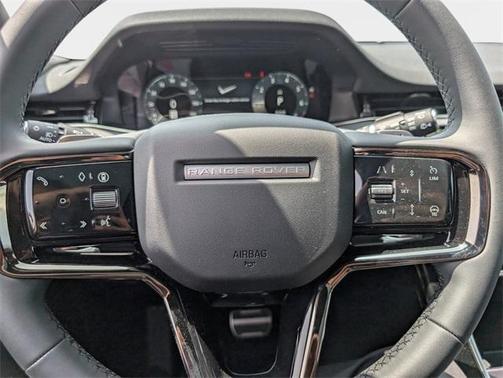 2026 Land Rover Range Rover Evoque Dynamic SE