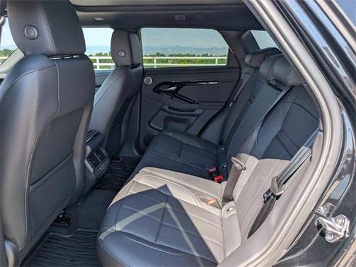 2026 Land Rover Range Rover Evoque Dynamic SE