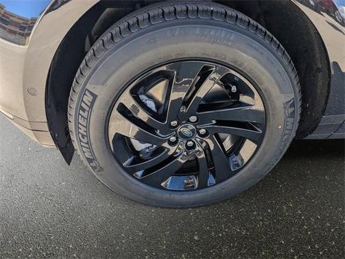 2026 Land Rover Range Rover Evoque Core S