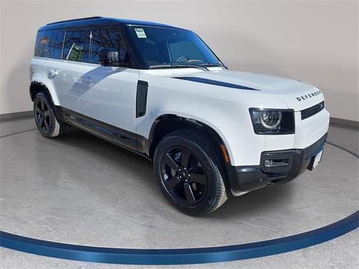 2024 Land Rover Defender P400 X-Dynamic SE