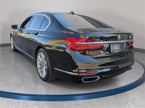 2017 BMW 750 i xDrive