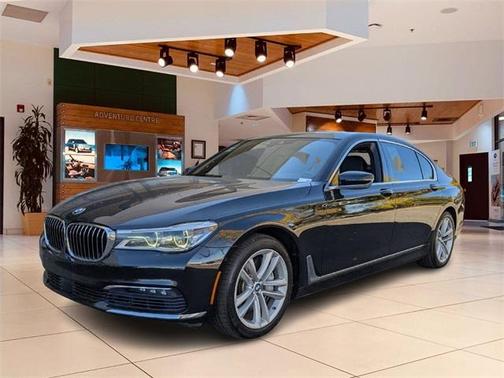 2017 BMW 750 i xDrive