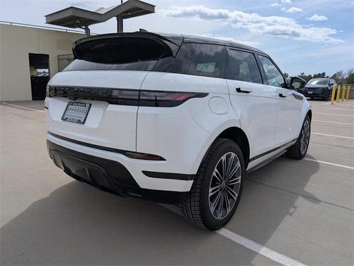 2024 Land Rover Range Rover Evoque Dynamic SE