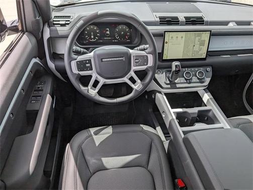 2025 Land Rover Defender P400 S