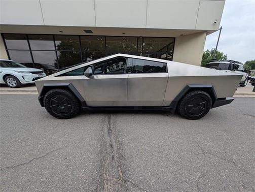 2024 Tesla Cybertruck Base