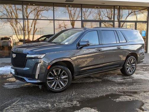 Photo 2 of 33 of 2021 Cadillac Escalade ESV Sport