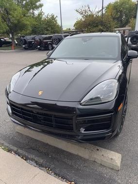 2020 Porsche Cayenne Turbo