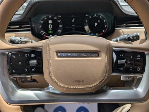 2025 Land Rover Range Rover P530 SE