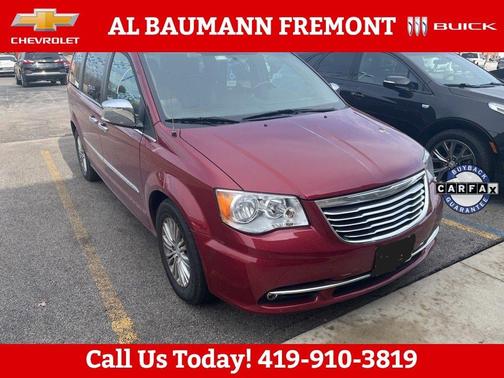 2016 Chrysler Town & Country Touring-L