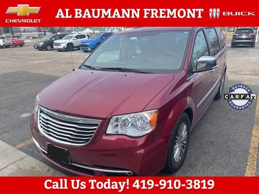2016 Chrysler Town & Country Touring-L
