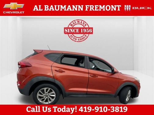 2016 Hyundai TUCSON SE