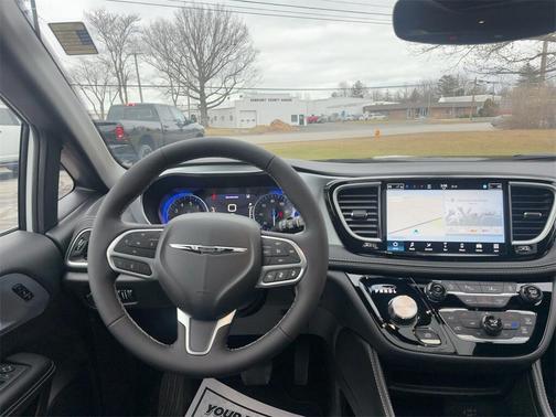 2026 Chrysler Pacifica Limited