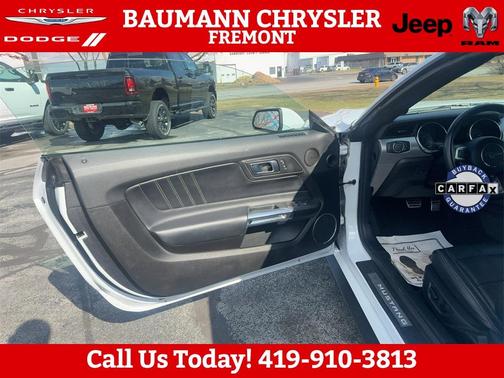 2022 Ford Mustang EcoBoost Premium