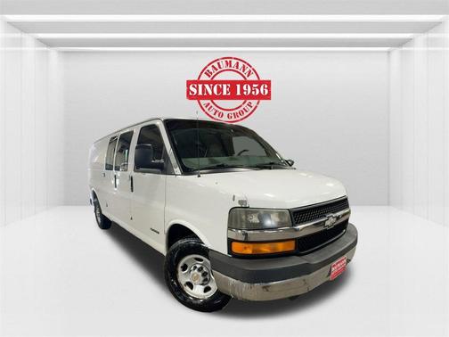 2004 Chevrolet Express 3500 Base