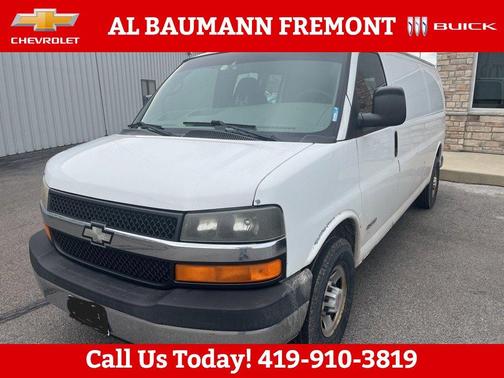 2004 Chevrolet Express 3500 Base