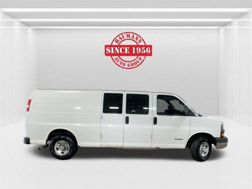 2004 Chevrolet Express 3500 Base